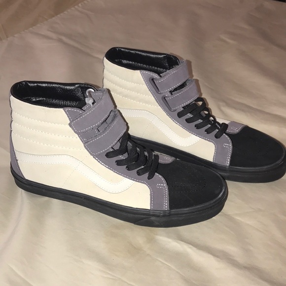 sk8 hi reissue v